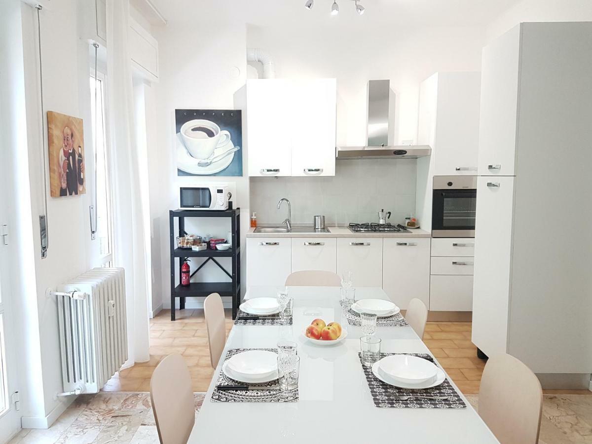 Lab3 City Private Apartment - 2 Bedrooms 帕维亚 外观 照片